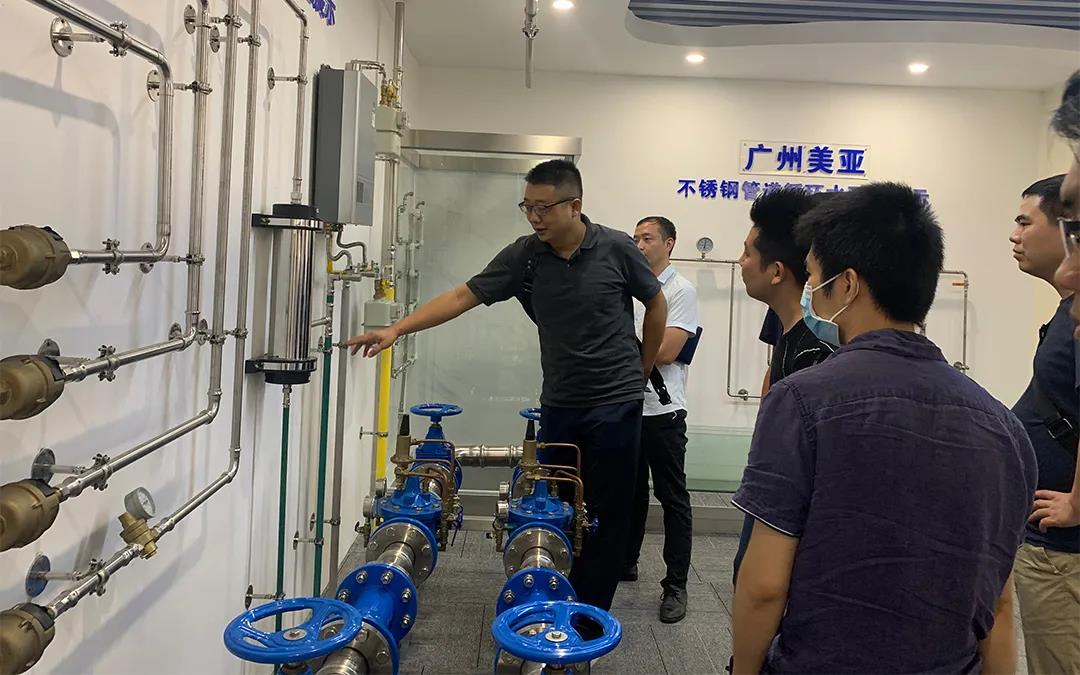 Z6��������ʱ��(�й���)�ٷ���վ