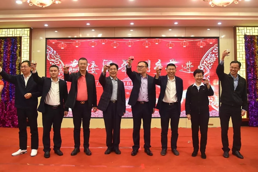 Z6��������ʱ��(�й���)�ٷ���վ