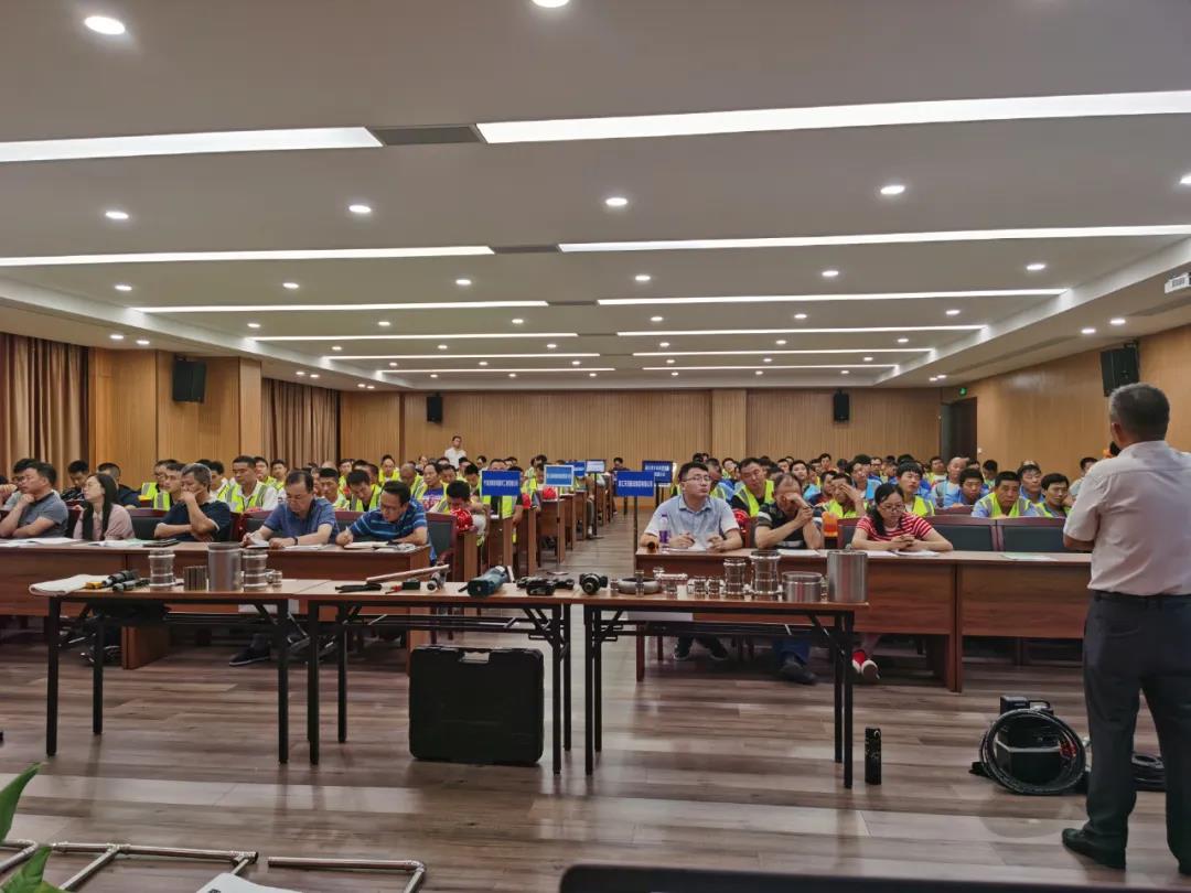 Z6��������ʱ��(�й���)�ٷ���վ