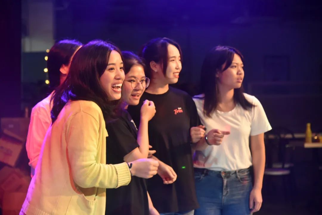 Z6��������ʱ��(�й���)�ٷ���վ