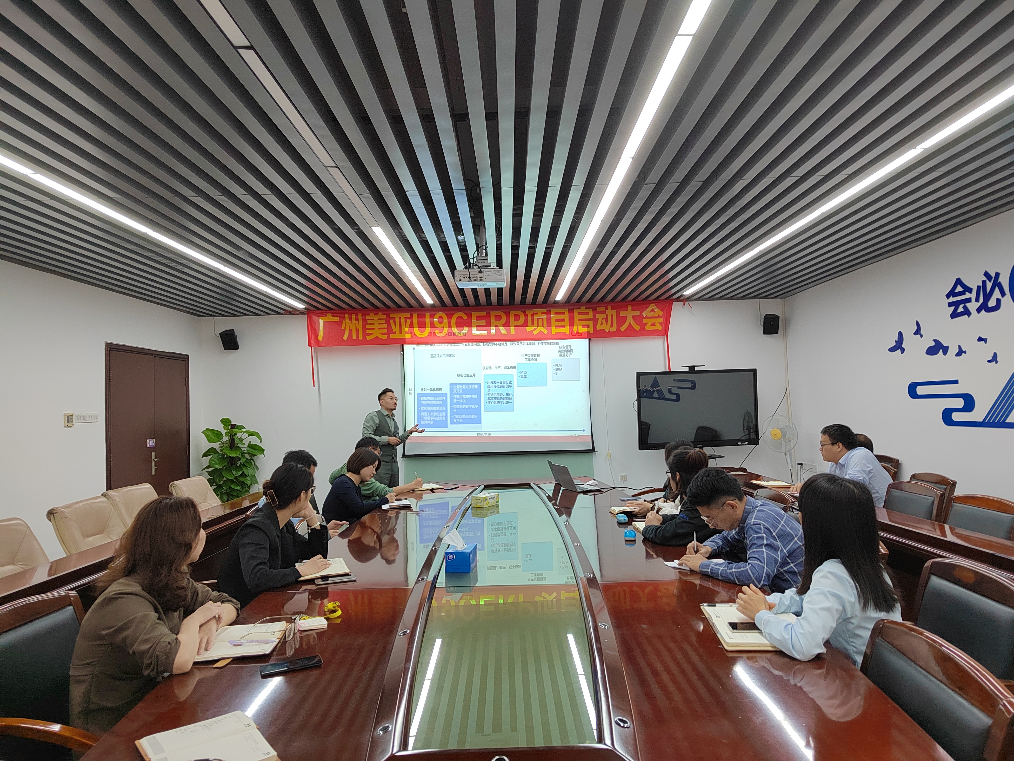 Z6��������ʱ��(�й���)�ٷ���վ